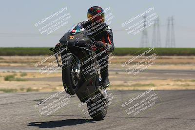 media/Aug-04-2024-TrackDaz (Sun) [[e1ff0814b6]]/Group A/12pm (Wheelie Bump)/